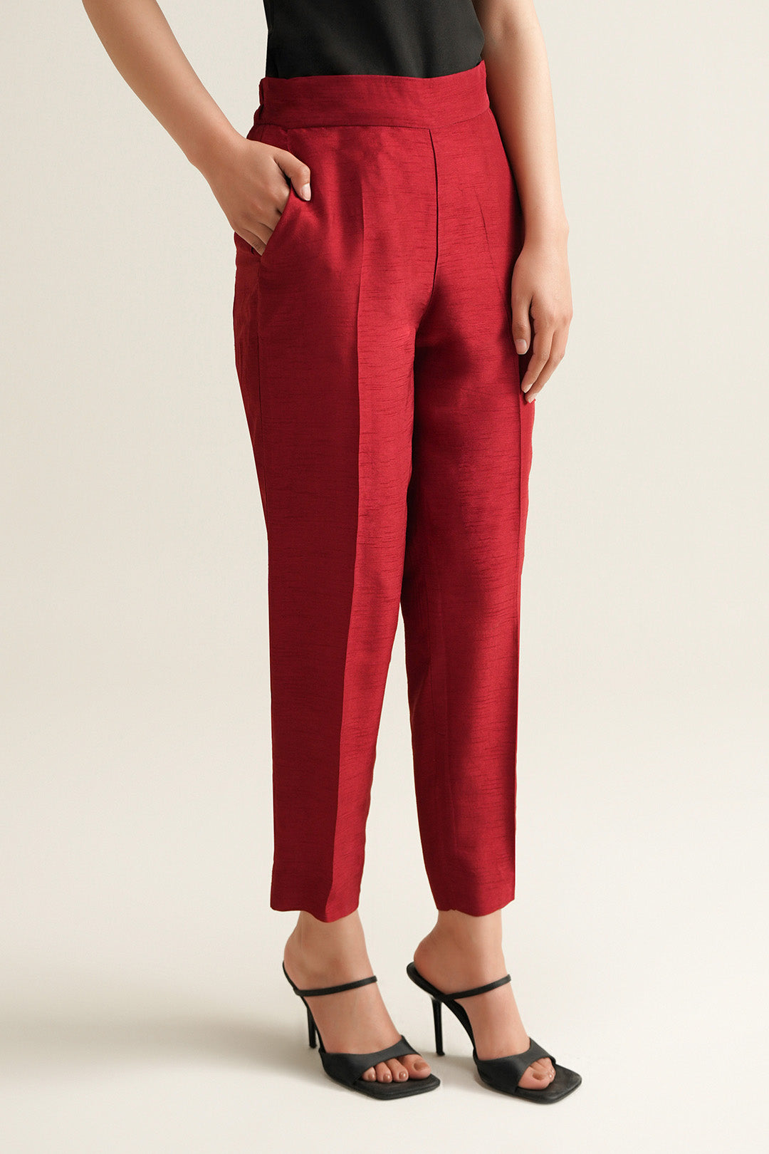 https://cdn.shopify.com/s/files/1/0611/8585/1568/files/W.SS26.117.P-1.jpg?v=1771499231