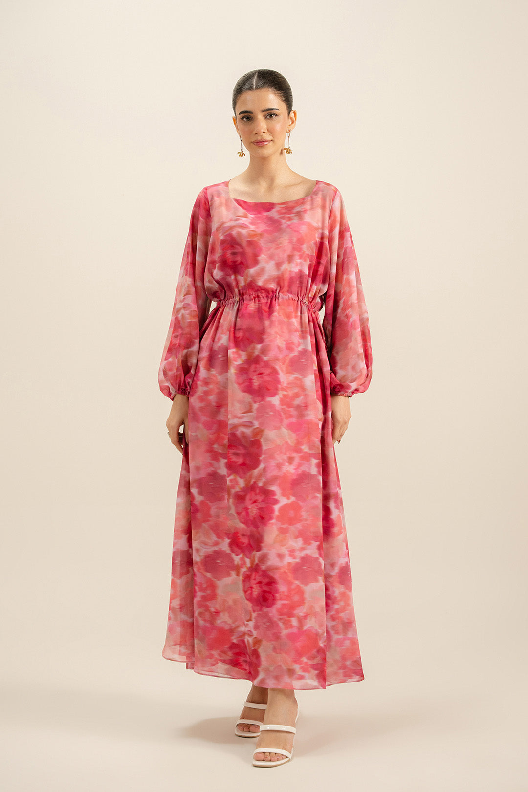 https://cdn.shopify.com/s/files/1/0611/8585/1568/files/W.SS26.129.T-1.jpg?v=1770206540