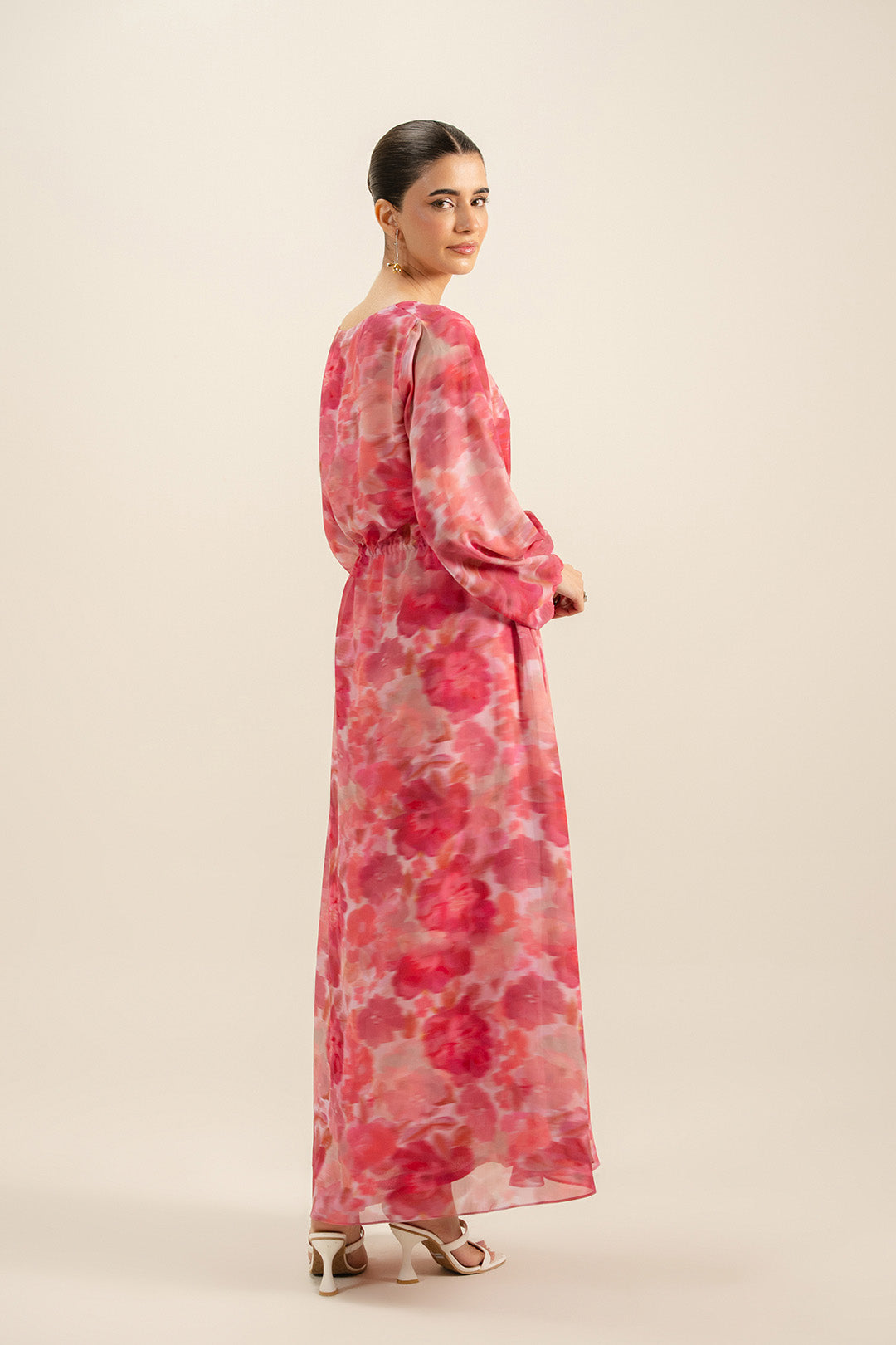 https://cdn.shopify.com/s/files/1/0611/8585/1568/files/W.SS26.129.T-4.jpg?v=1770206540