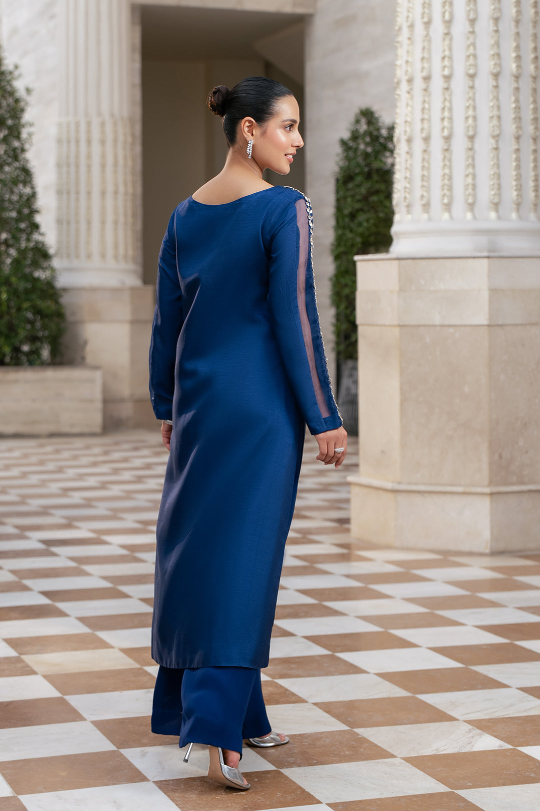 https://cdn.shopify.com/s/files/1/0611/8585/1568/files/W.SS26.194.T-4.jpg?v=1777367409