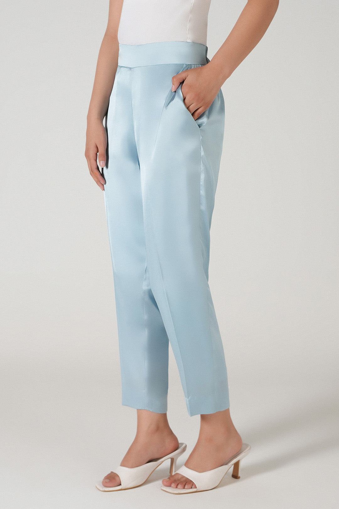 https://cdn.shopify.com/s/files/1/0611/8585/1568/files/W.SS26.231.P-2.jpg?v=1777531758