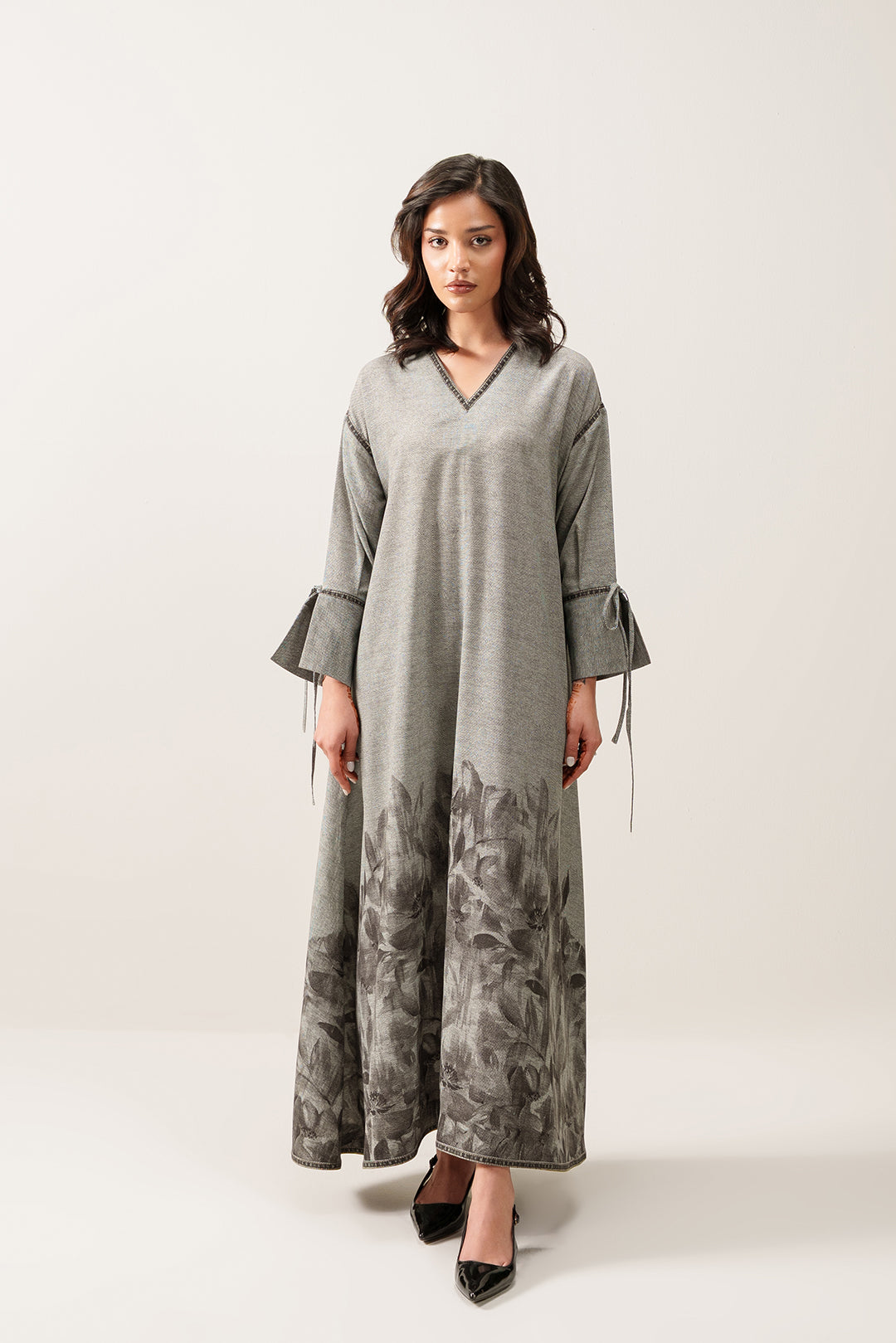 https://cdn.shopify.com/s/files/1/0611/8585/1568/files/W.SS26.327.T-1.jpg?v=1775196042