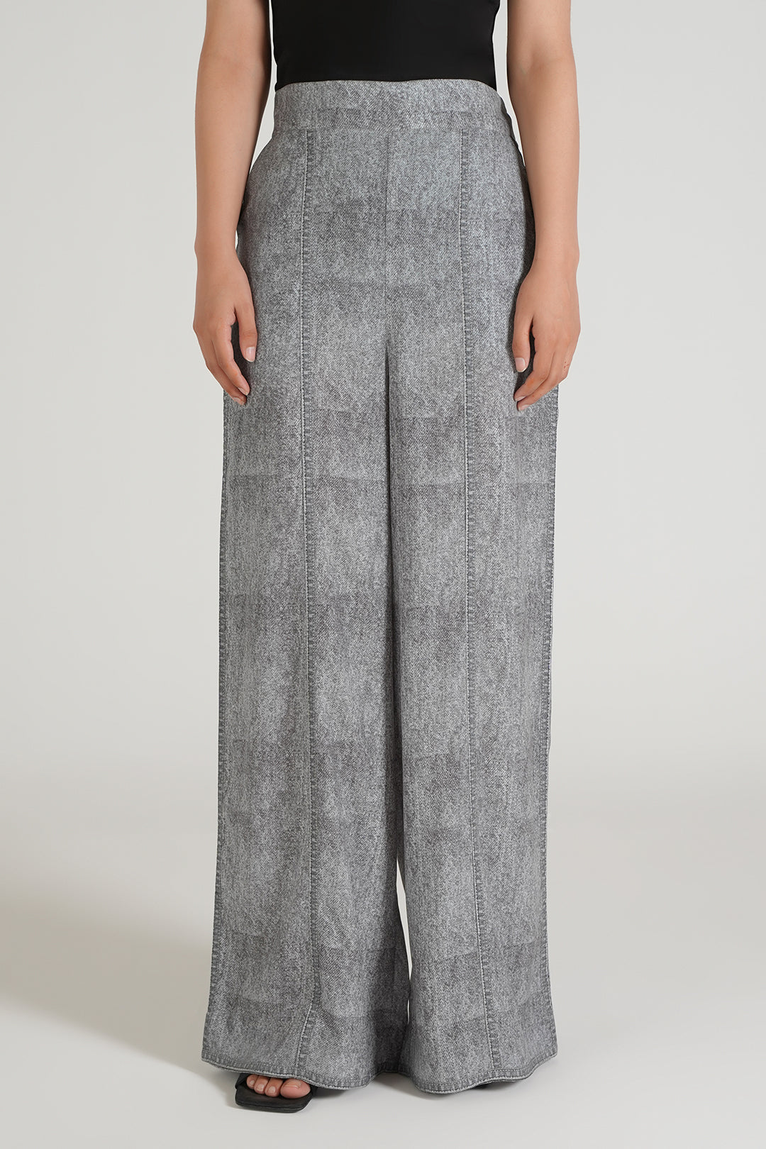https://cdn.shopify.com/s/files/1/0611/8585/1568/files/W.SS26.343.P-3.jpg?v=1775196275
