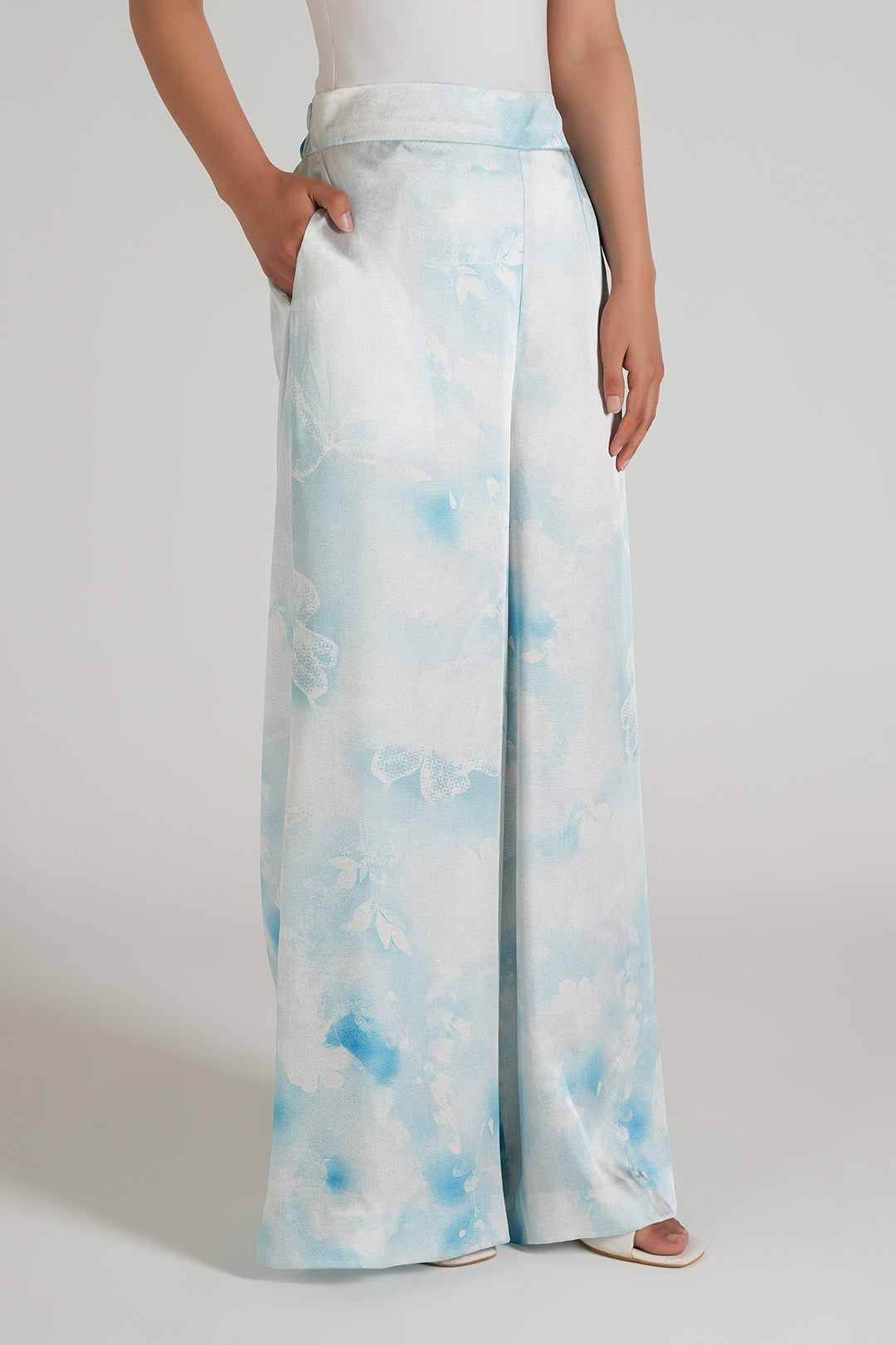 https://cdn.shopify.com/s/files/1/0611/8585/1568/files/W.SS26.344.P-1.jpg?v=1775196289