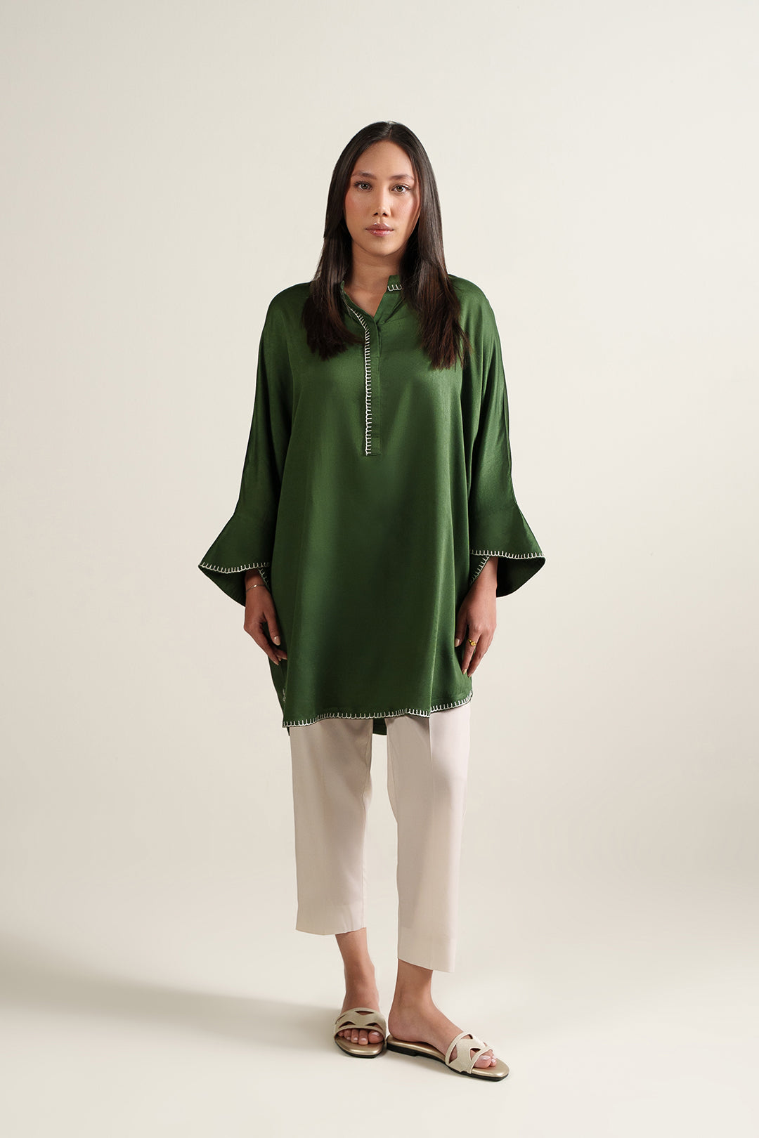 https://cdn.shopify.com/s/files/1/0611/8585/1568/files/W.SS26.359.T-1.jpg?v=1776412326