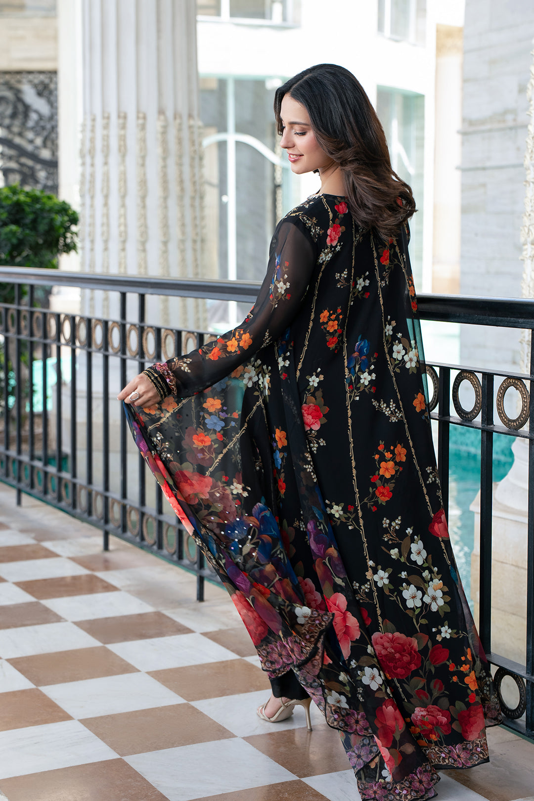 https://cdn.shopify.com/s/files/1/0611/8585/1568/files/W.SS26.407.T-4.jpg?v=1777367714