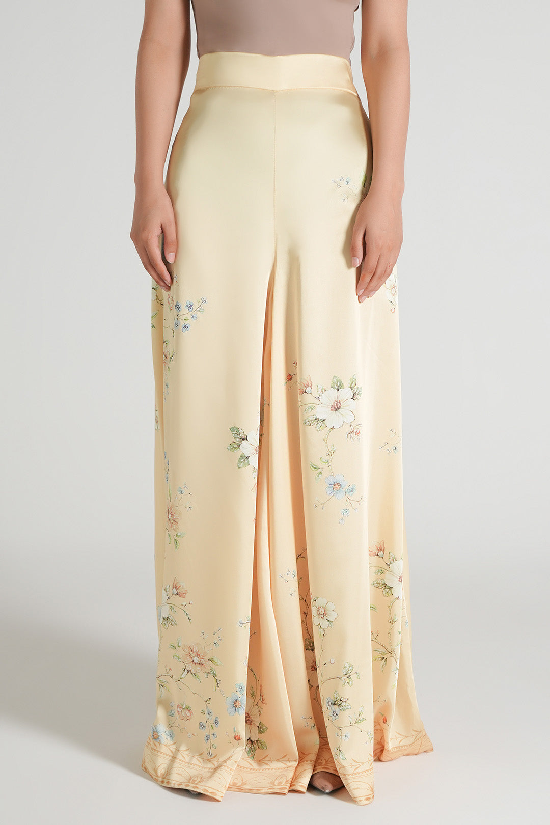 https://cdn.shopify.com/s/files/1/0611/8585/1568/files/W.SS26.412.P-3.jpg?v=1778160732