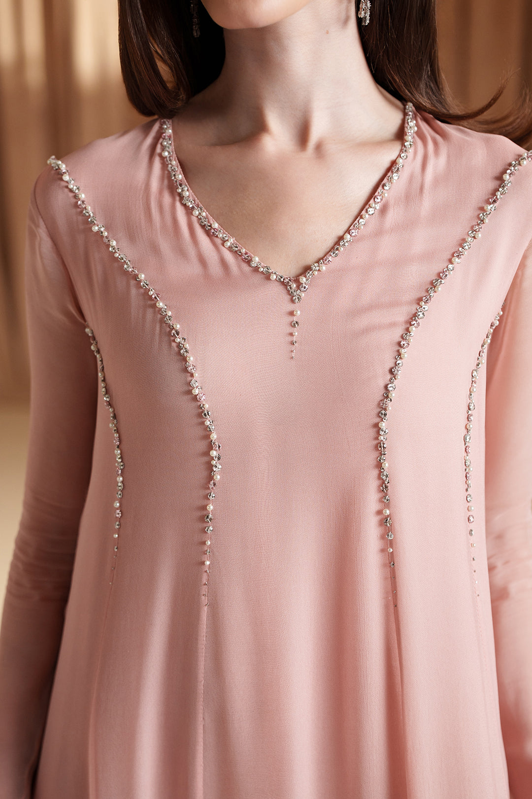 https://cdn.shopify.com/s/files/1/0611/8585/1568/files/W.SS26.415.T-2.jpg?v=1778824705