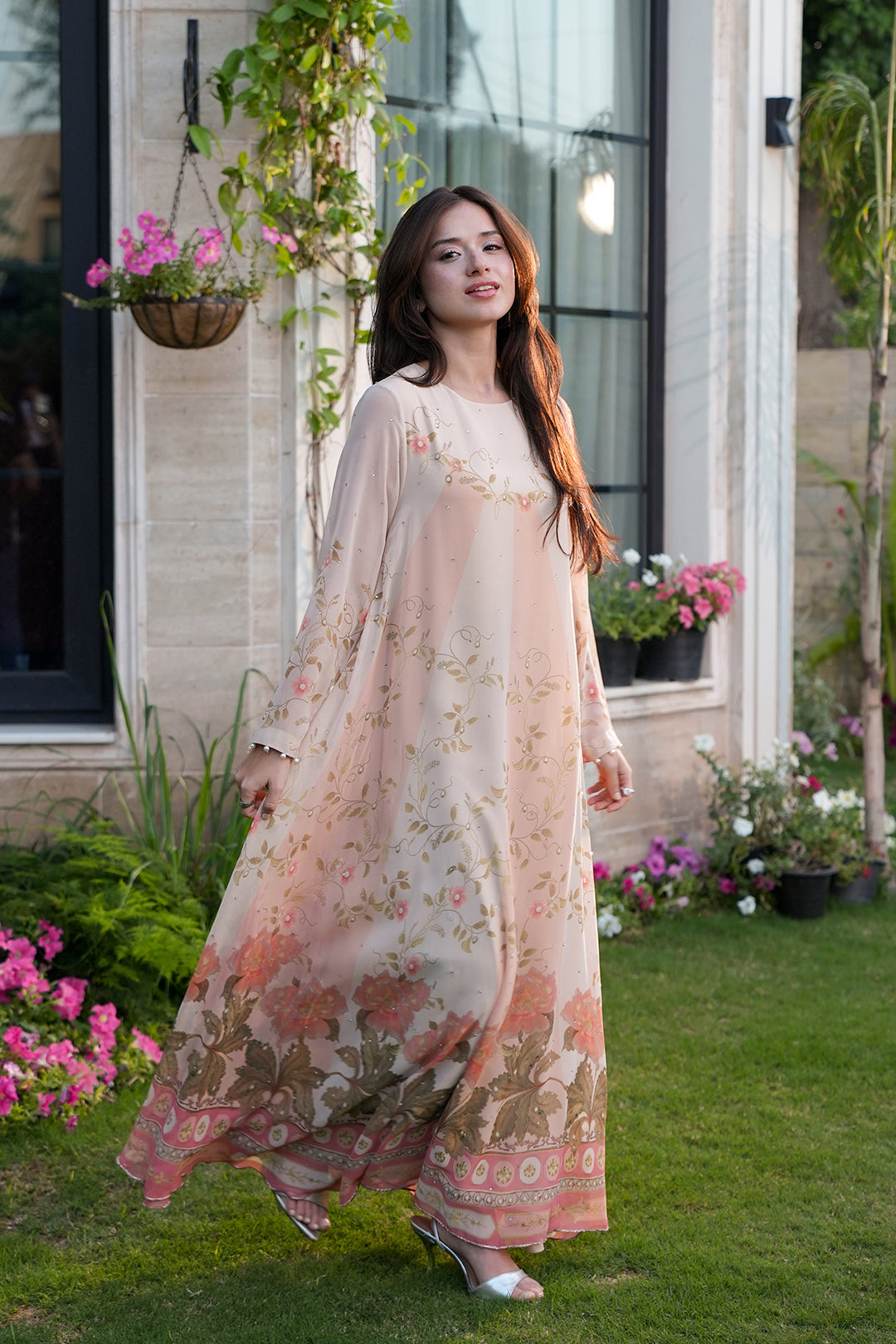 https://cdn.shopify.com/s/files/1/0611/8585/1568/files/W.SS26.421.T-3.jpg?v=1778134069