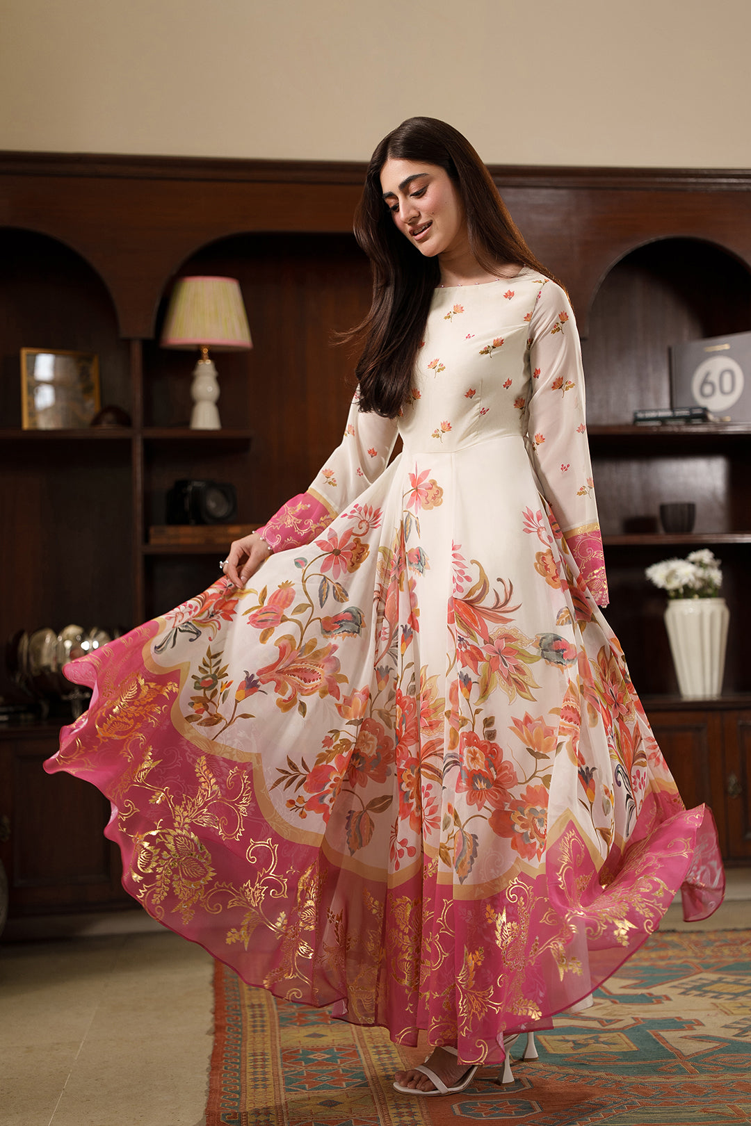 https://cdn.shopify.com/s/files/1/0611/8585/1568/files/W.SS26.454.T-4.jpg?v=1777012676