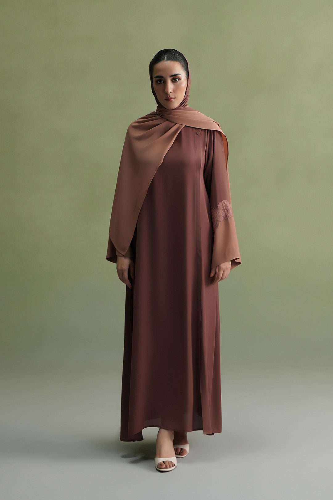 Rosewood Embroidered Abaya