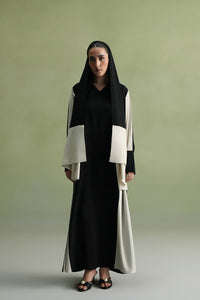 Monochrome Abaya