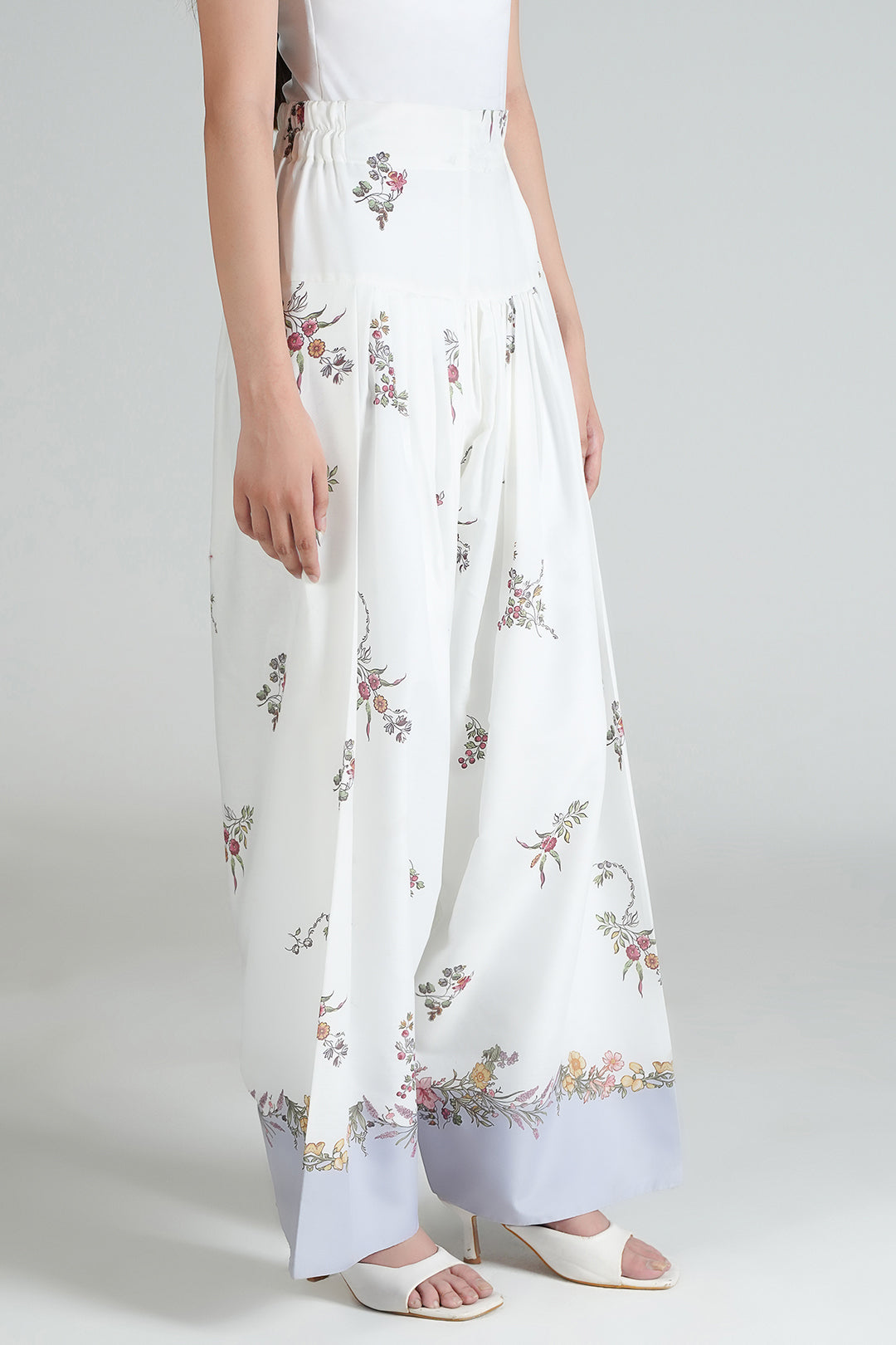 https://cdn.shopify.com/s/files/1/0611/8585/1568/files/W.SS26.491.P-1.jpg?v=1781243683
