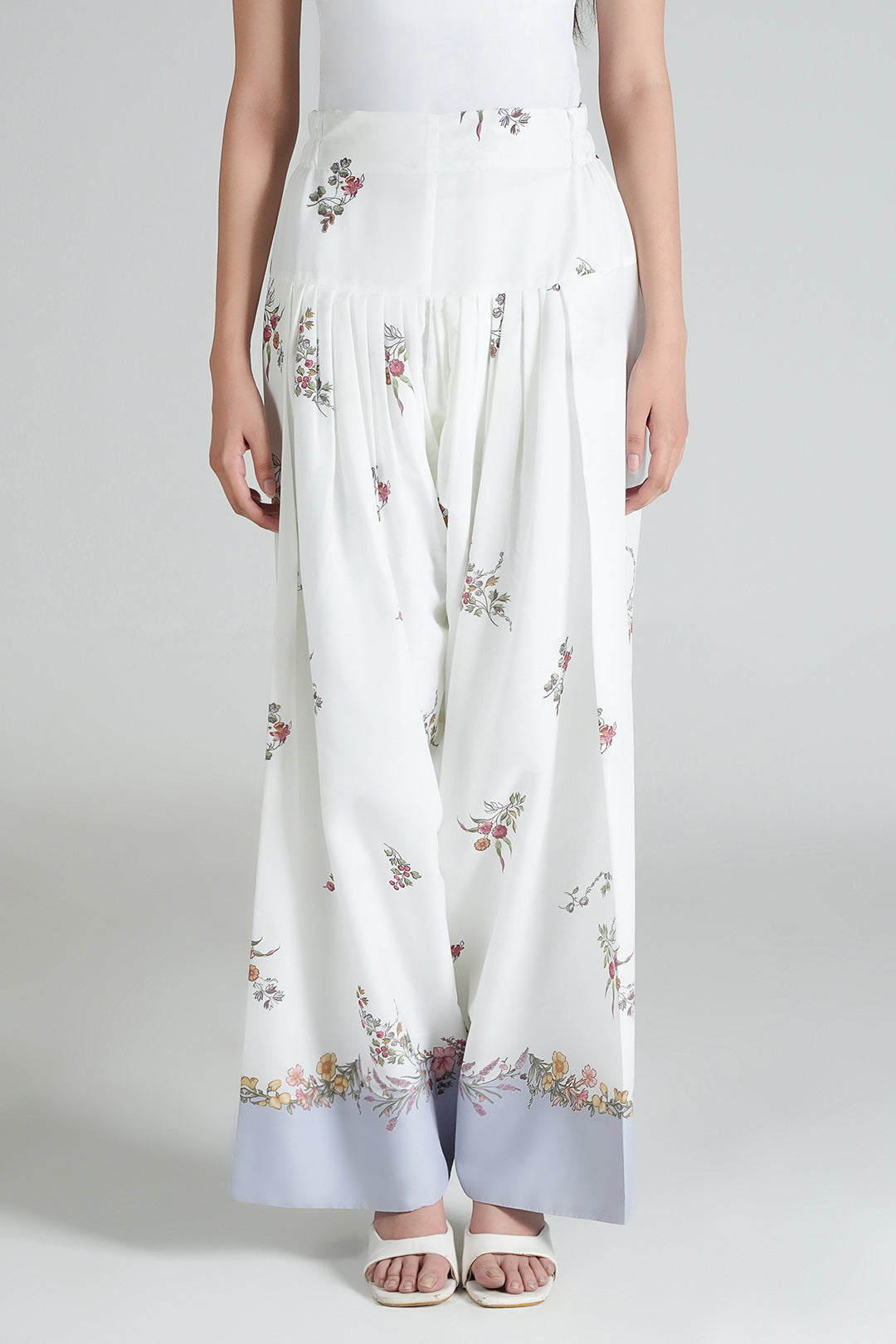 https://cdn.shopify.com/s/files/1/0611/8585/1568/files/W.SS26.491.P-3.jpg?v=1781243683