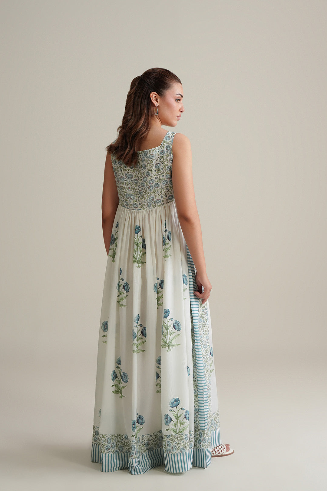 Zela Dress (Sleeveless)