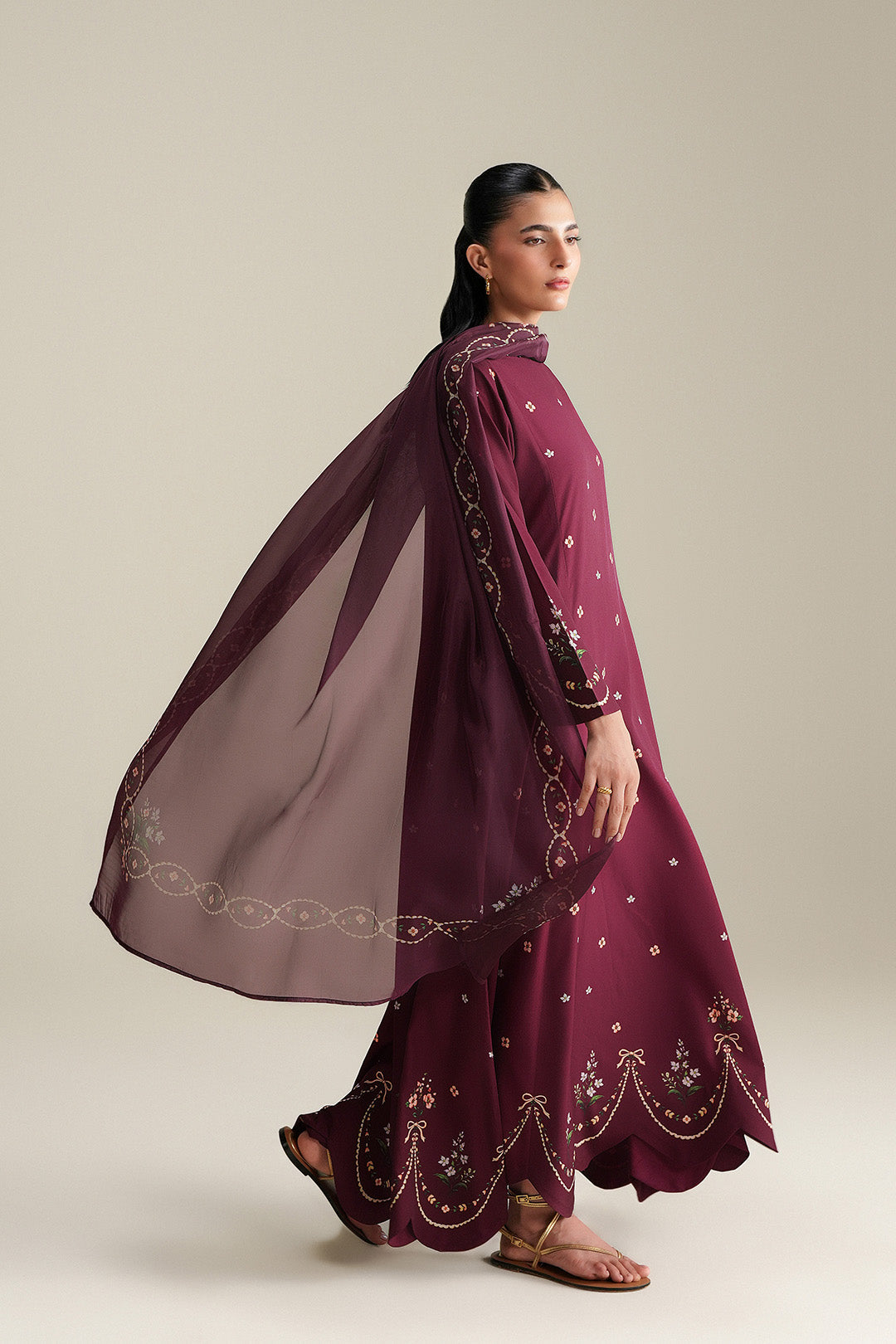 Evania Dupatta