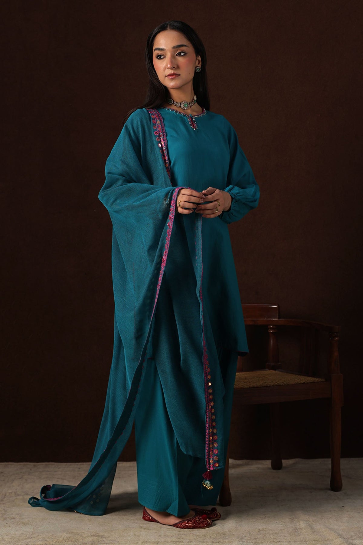 Nooré Embroidered 3-Piece Ensemble