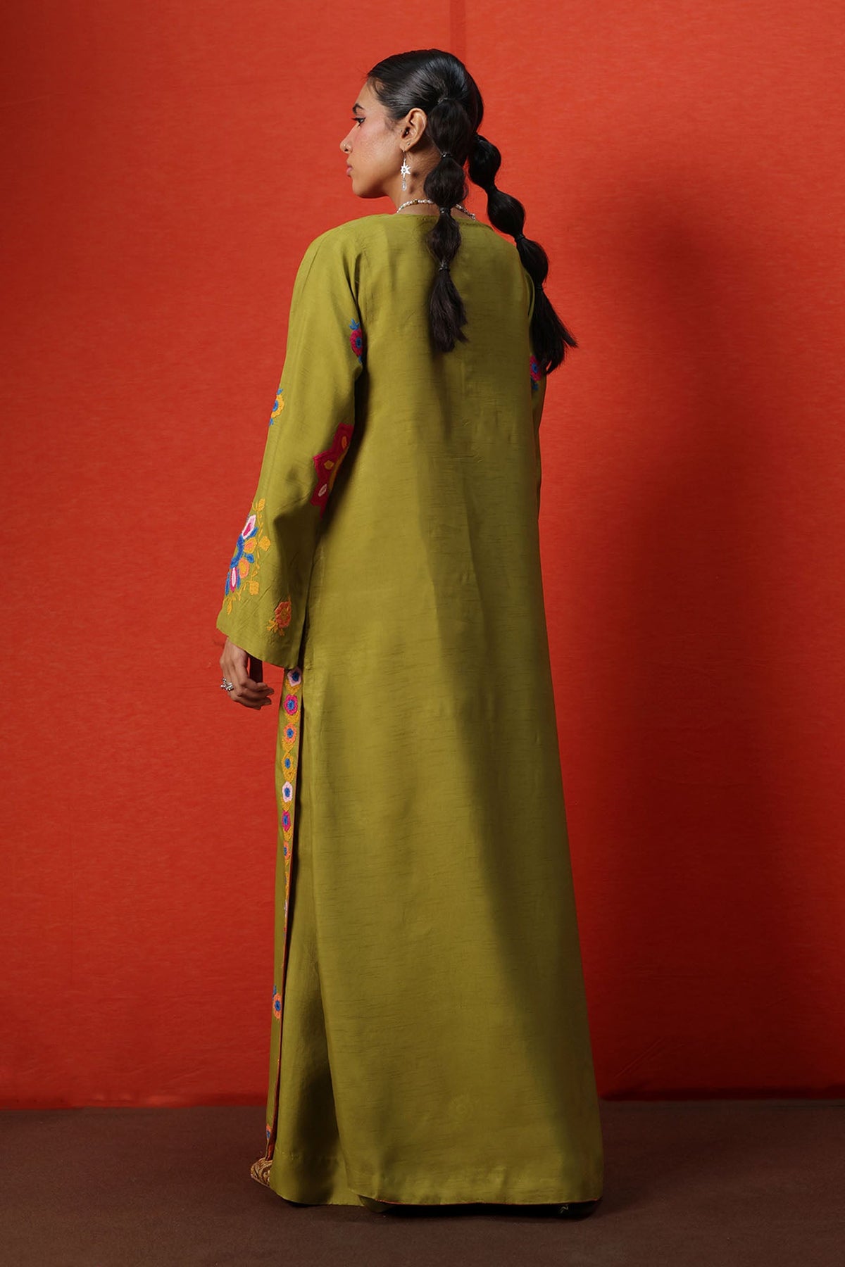 Embroidered Tajik Phool Set