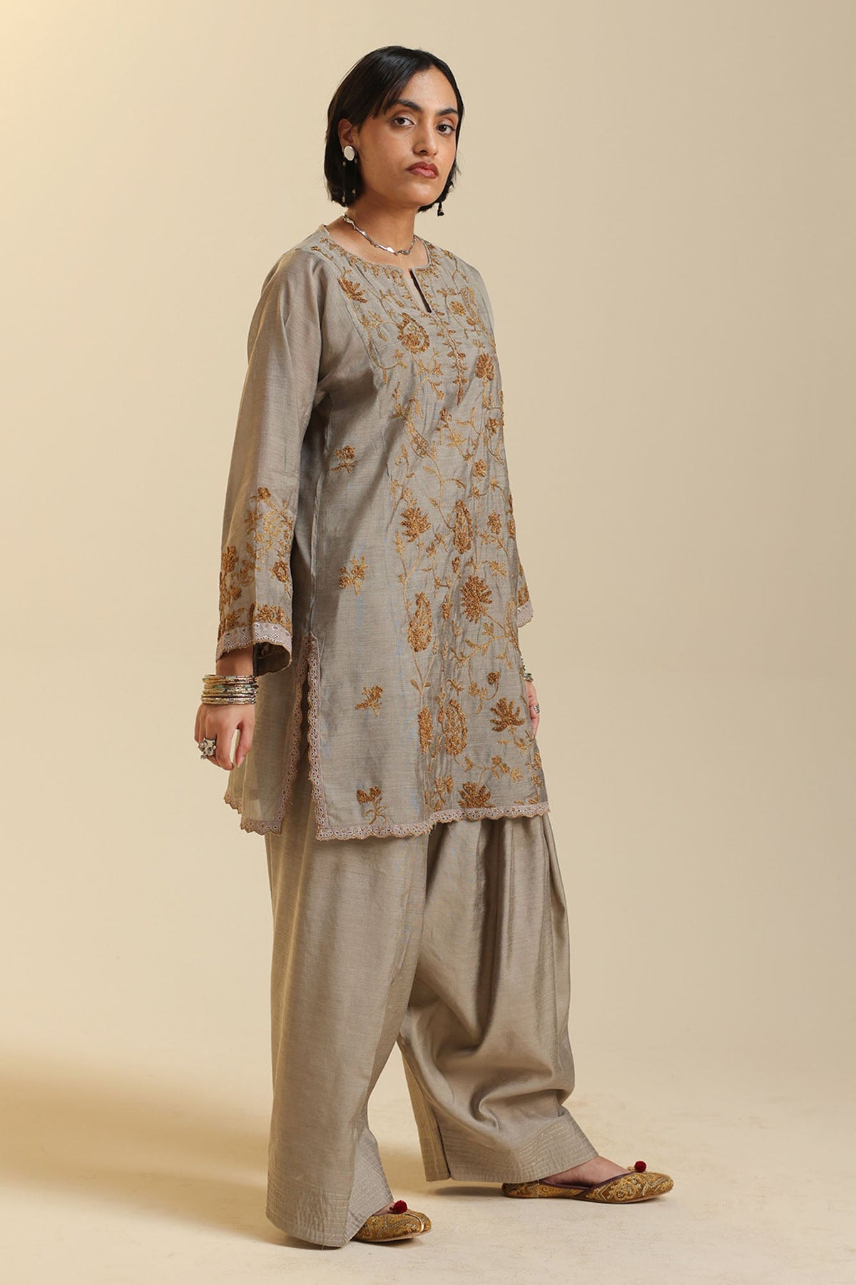 Zareen Embroidered Set