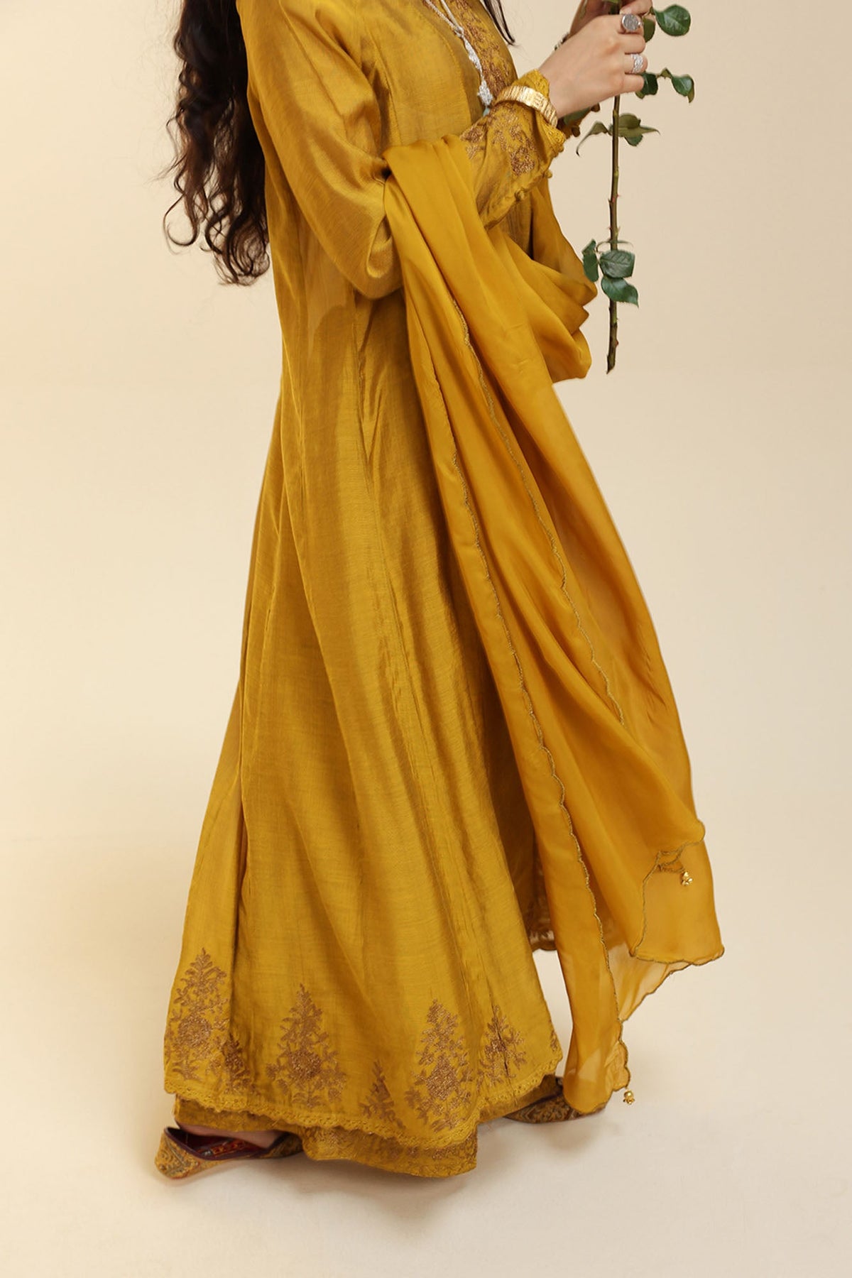 Zar Gul Embroidered Ensemble