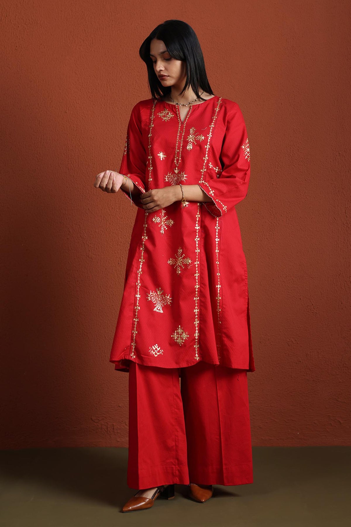 Embroidered Shimmer Set