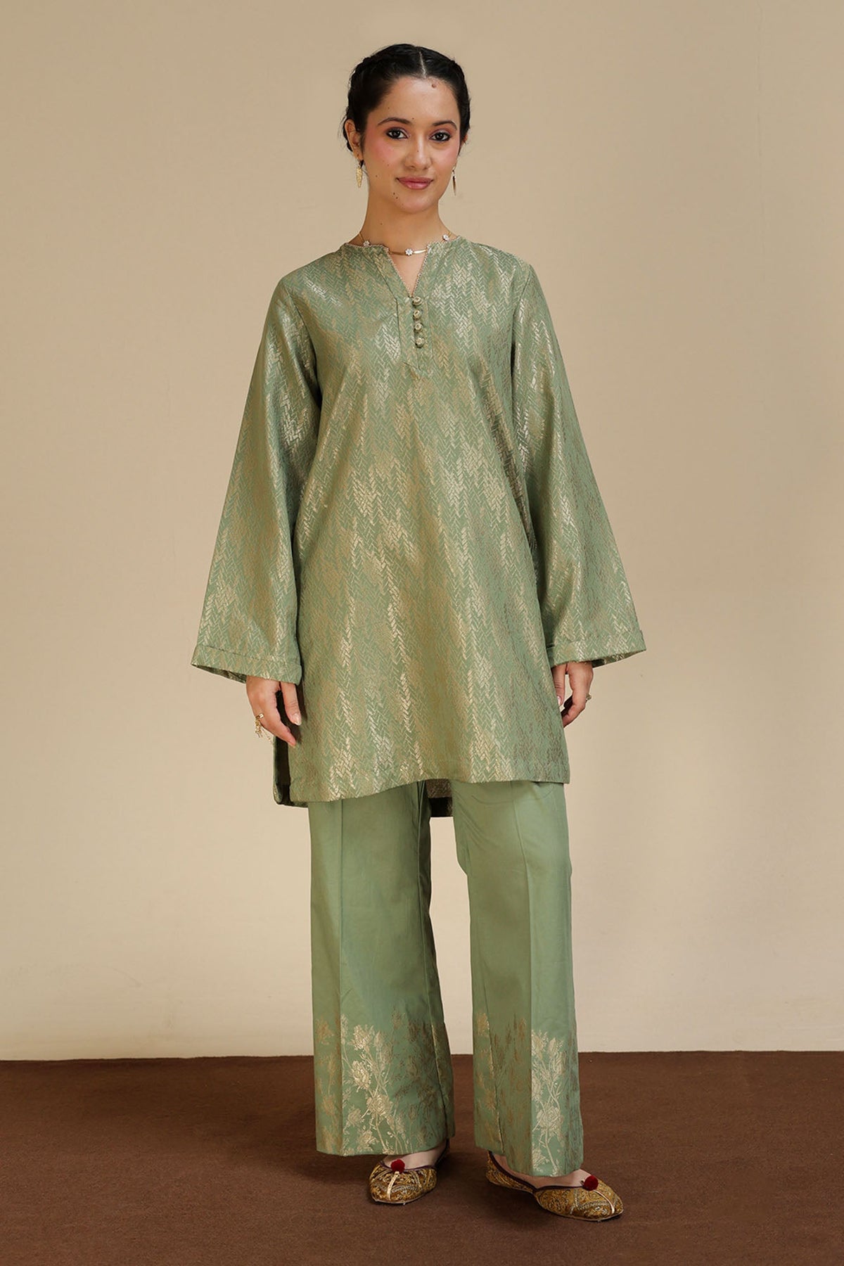 Rich Textured Jacquard Set