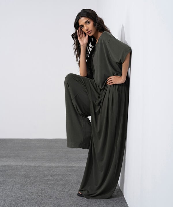 Pleated Wide-Leg Trousers