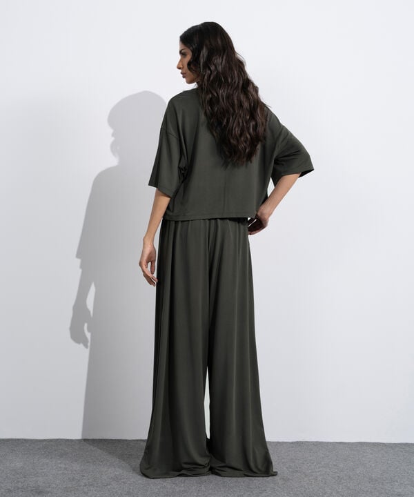 Pleated Wide-Leg Trousers