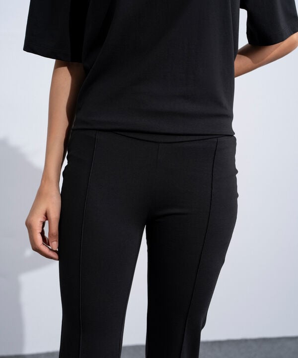 Stretchy Flared Trousers
