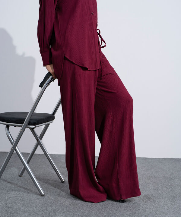 Wide-Leg Seersucker Trousers