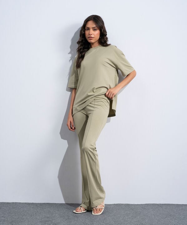 Stretchy Flared Trousers