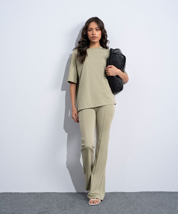 Stretchy Flared Trousers