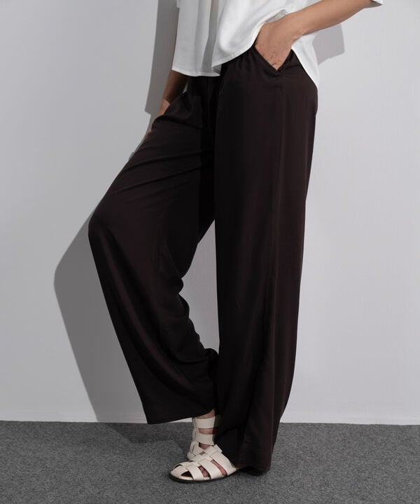 Flowy Pleated Pants