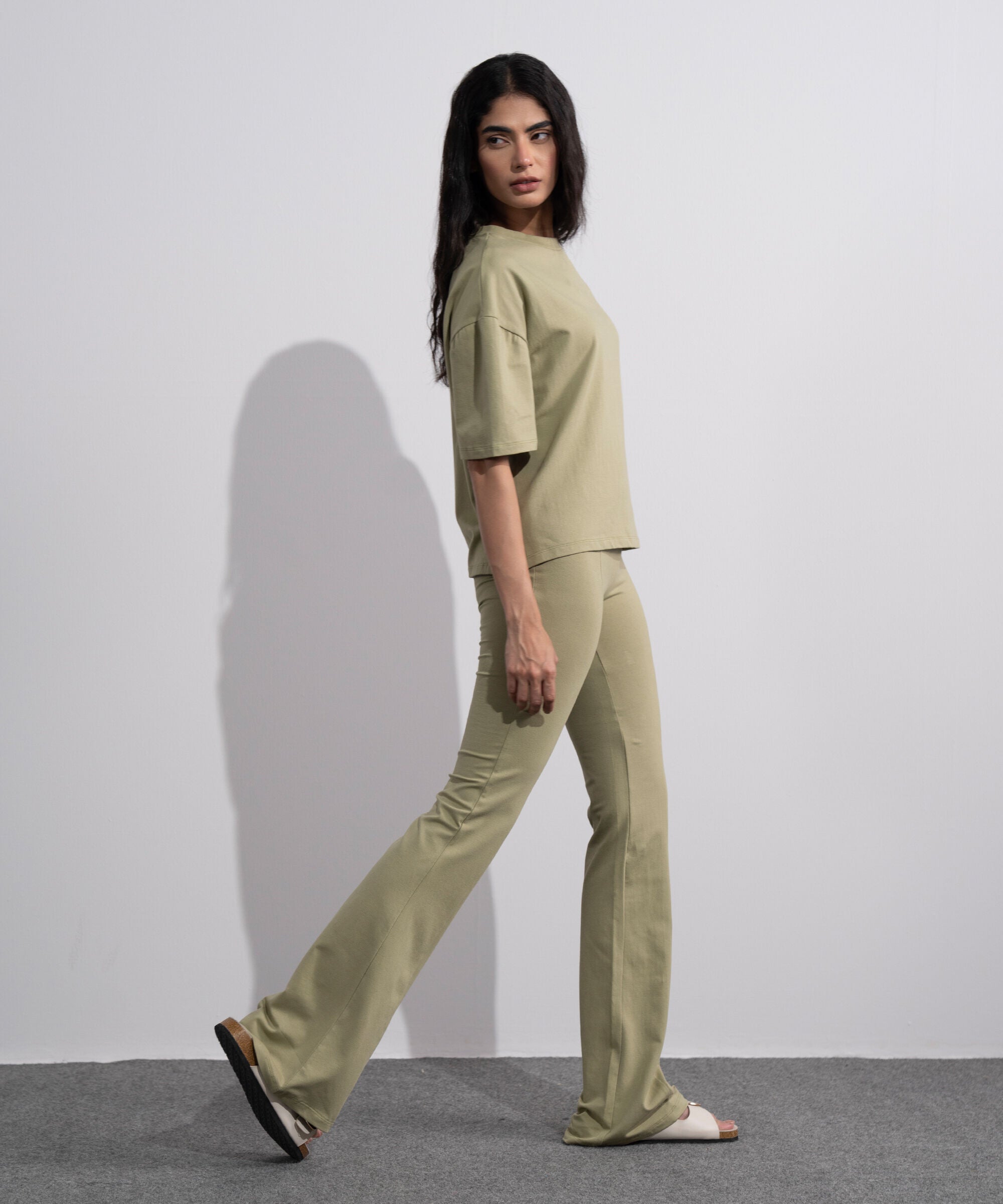Stretchy Flared Trousers WBTMV0826017