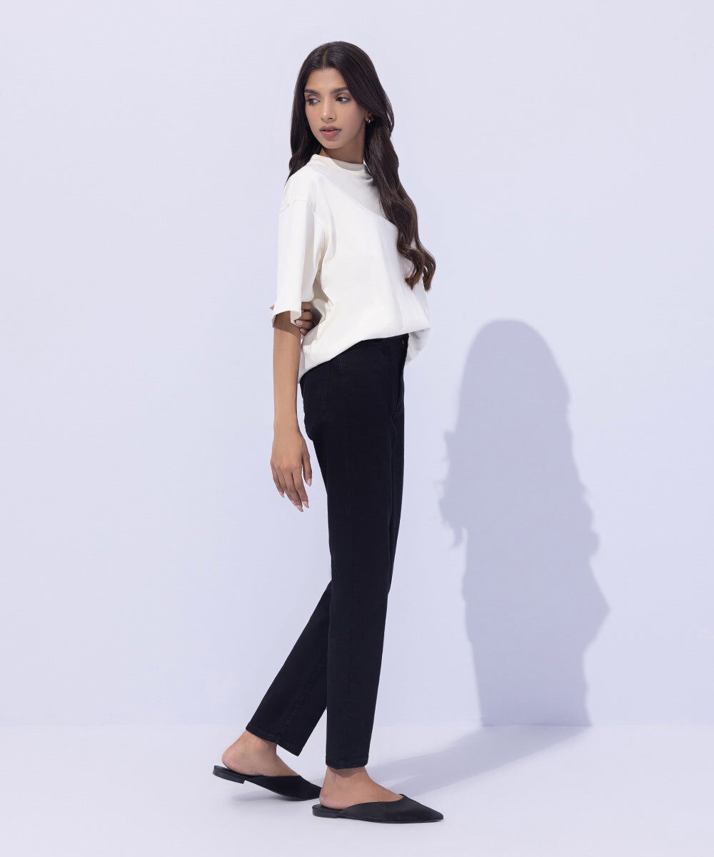Slim-Fit Jeans
