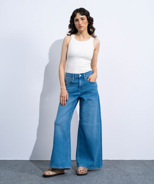 High-Rise Wide-Leg Jeans