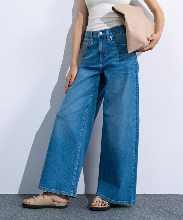 High-Rise Wide-Leg Jeans
