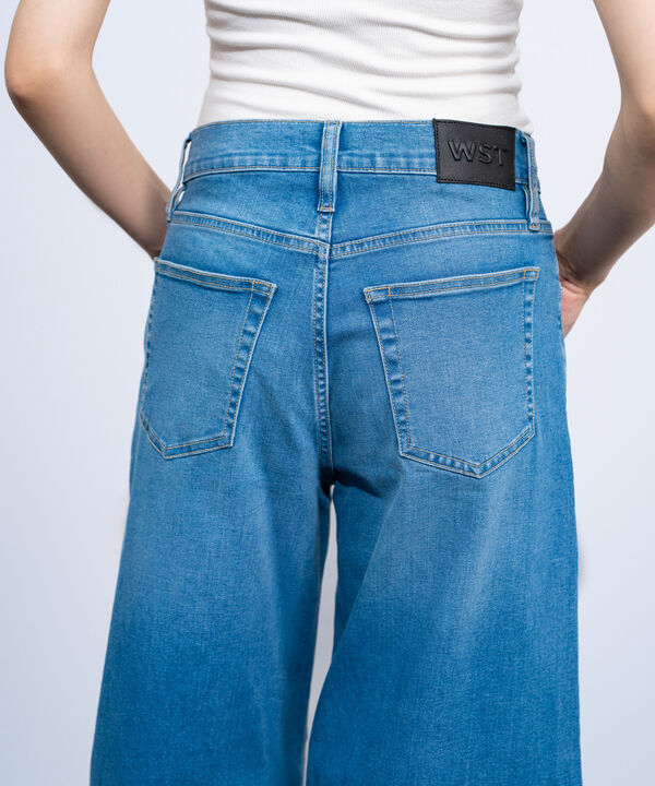 High-Rise Wide-Leg Jeans