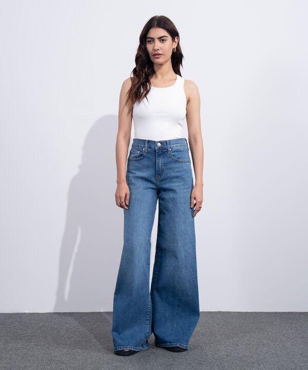 High Rise Wide Leg Jeans