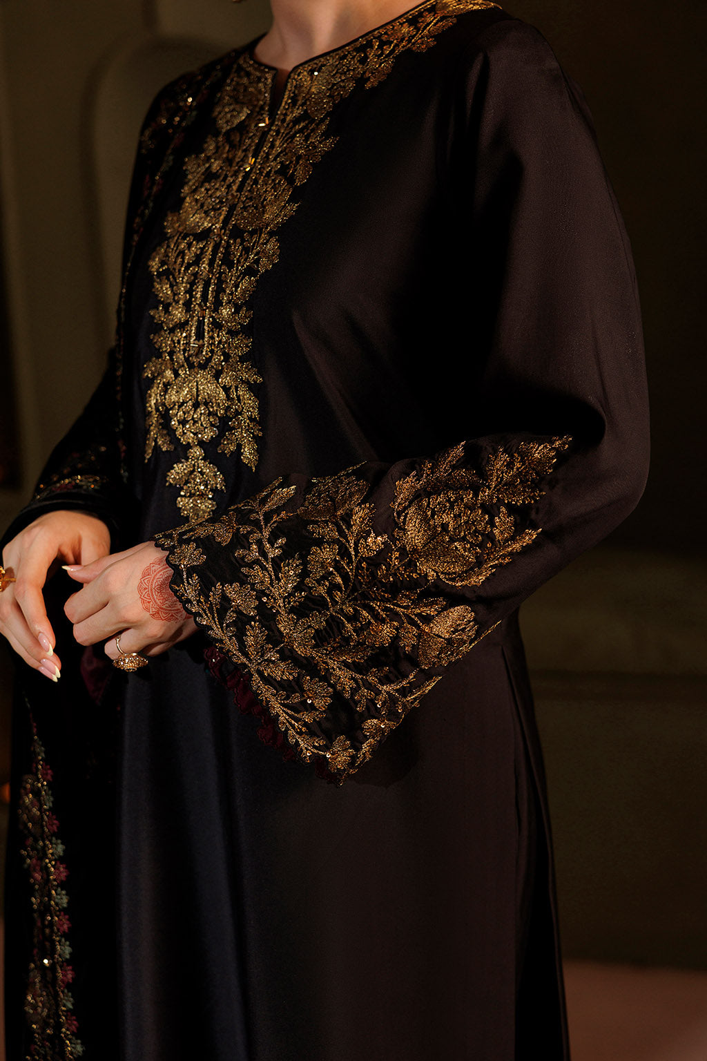 IV-80 Embroidered Sheesha Silk