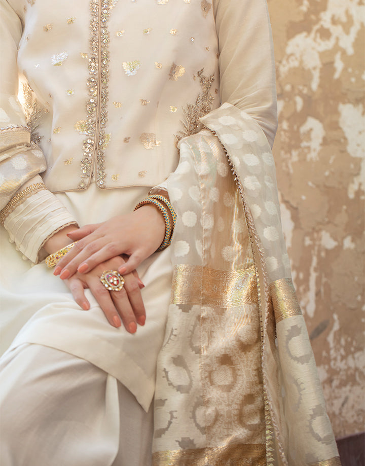 Faiza Saqlain