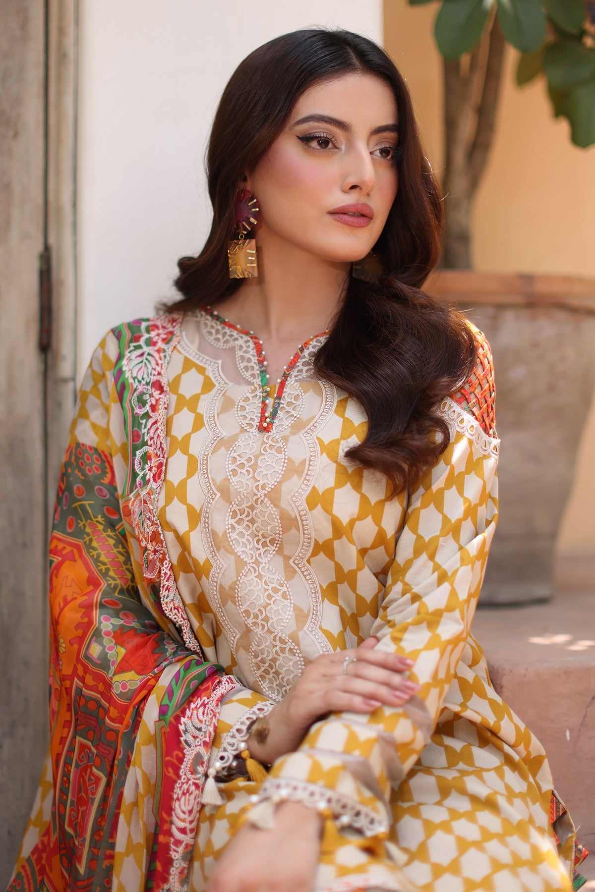 3-PC Unstitched Embroidered Lawn RN6-09