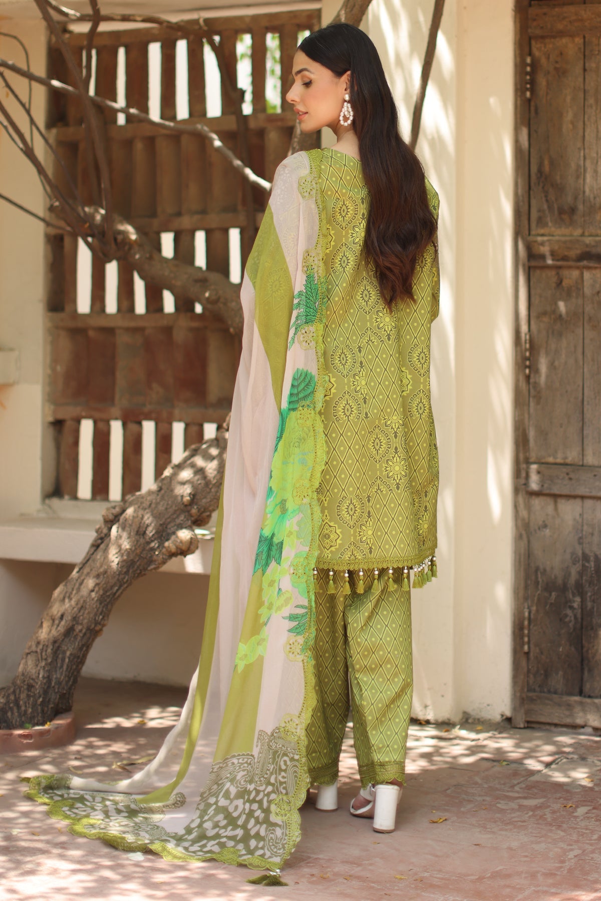 3-PC Unstitched Embroidered Lawn Collection  AN6-08