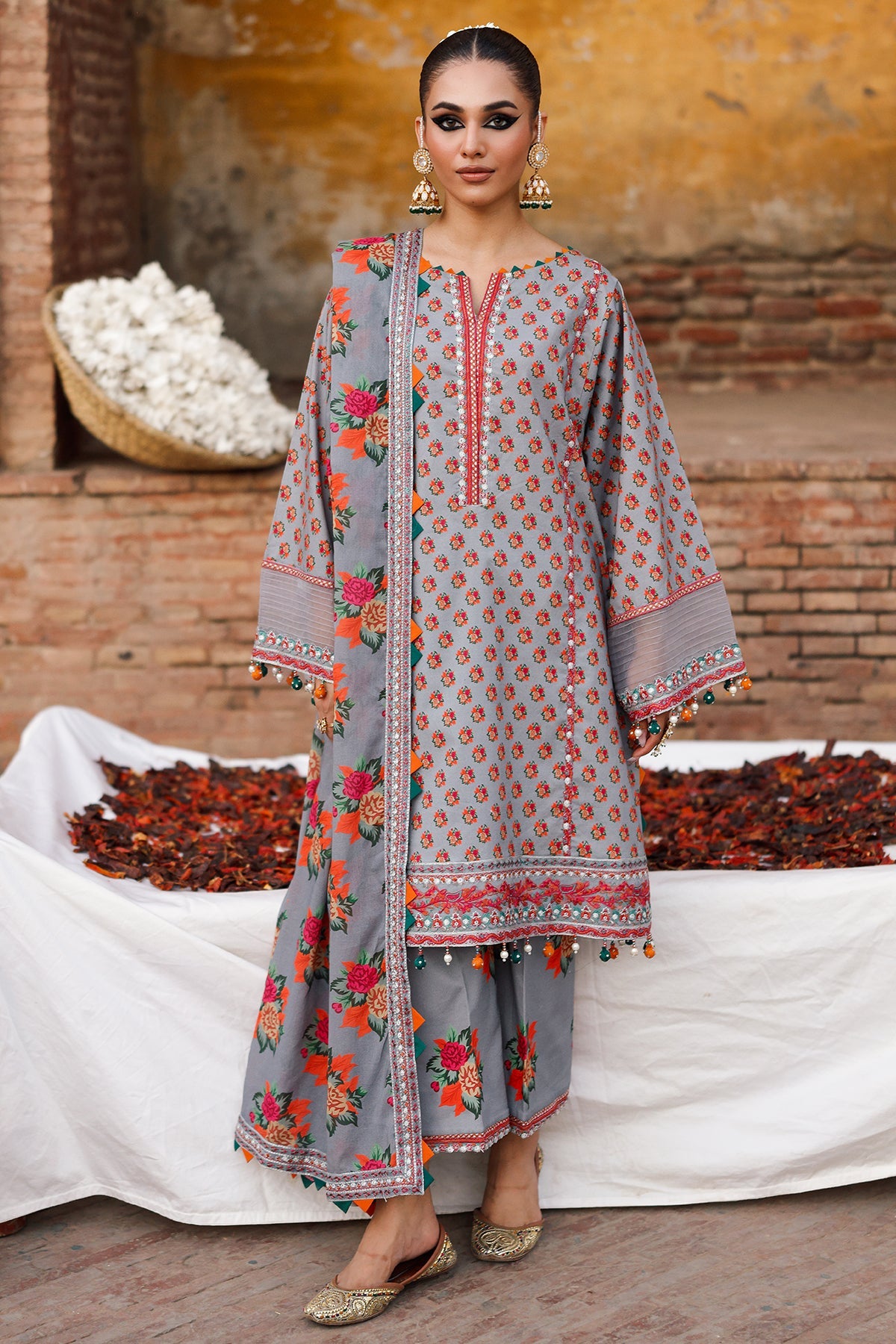 3-PC Unstitched Embroidered Lawn Collection CH6-04