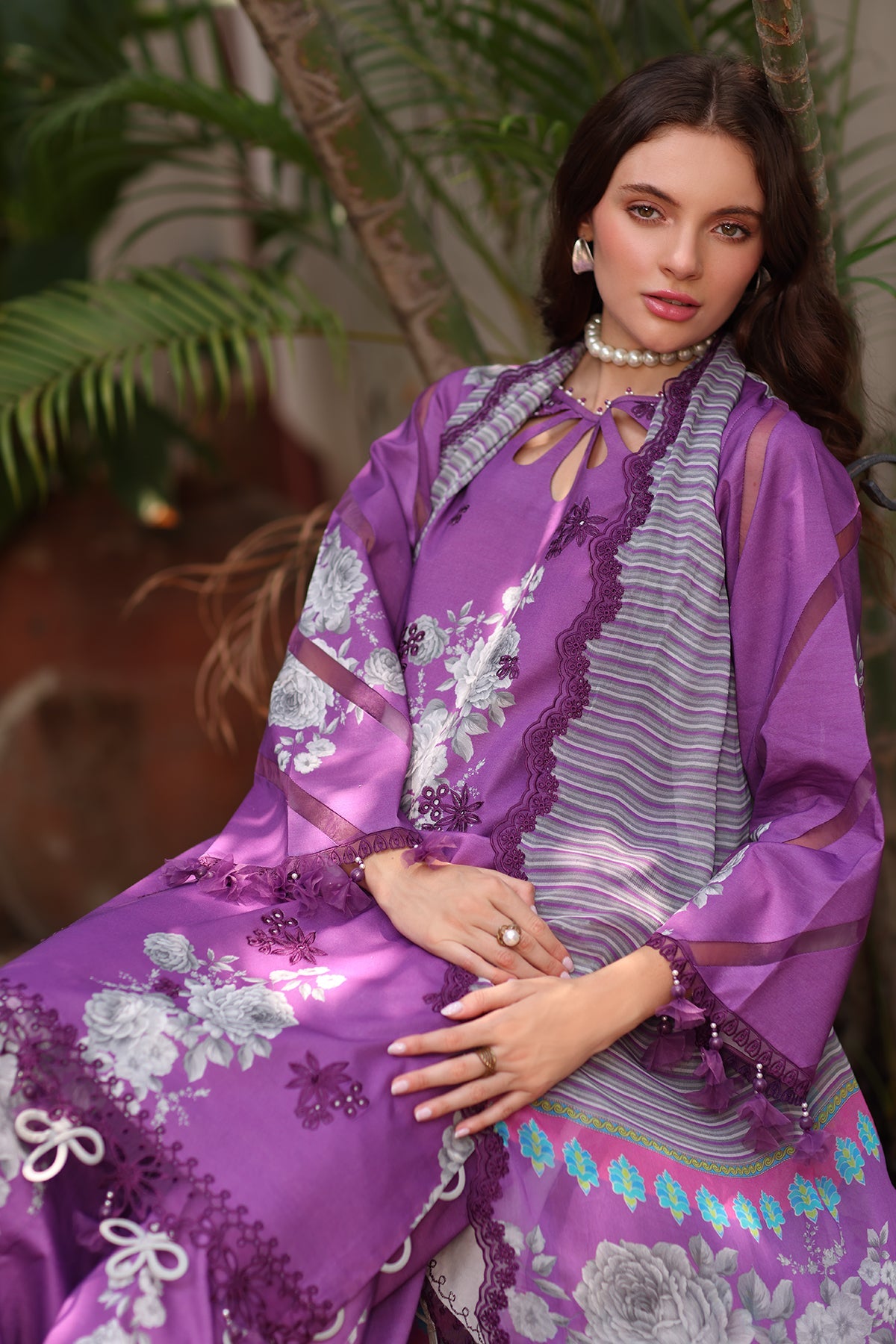 3-PC Unstitched Embroidered Lawn Collection RM6-04