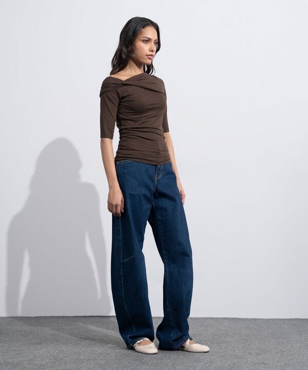 Soft Asymmetric Top