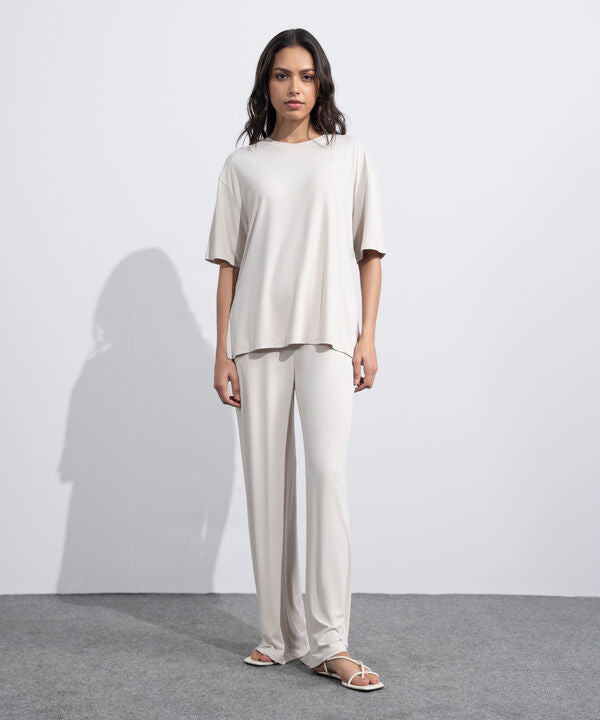 Flowing Loose-Fit T-Shirt