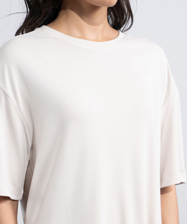 Flowing Loose-Fit T-Shirt