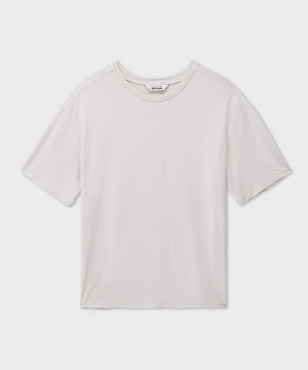 Flowing Loose-Fit T-Shirt