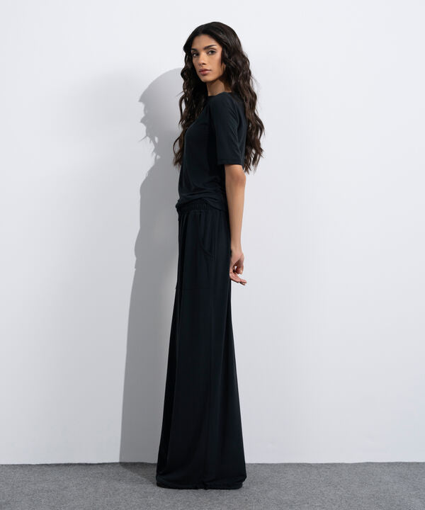 Soft Slash Neck Top
